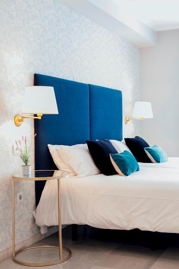 Minty Stay - 3Bd Cathedral Севилья Экстерьер фото
