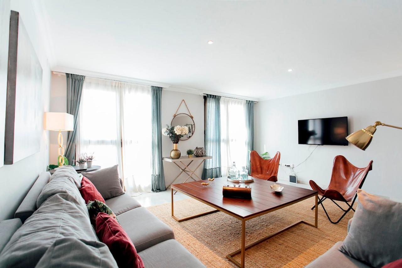 Minty Stay - 3Bd Cathedral Севилья Экстерьер фото